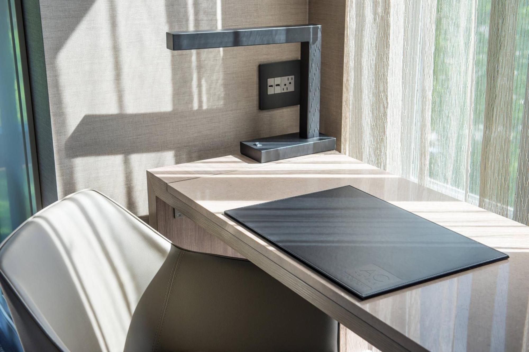 Ac Hotel By Marriott Boston Cleveland Circle Luaran gambar