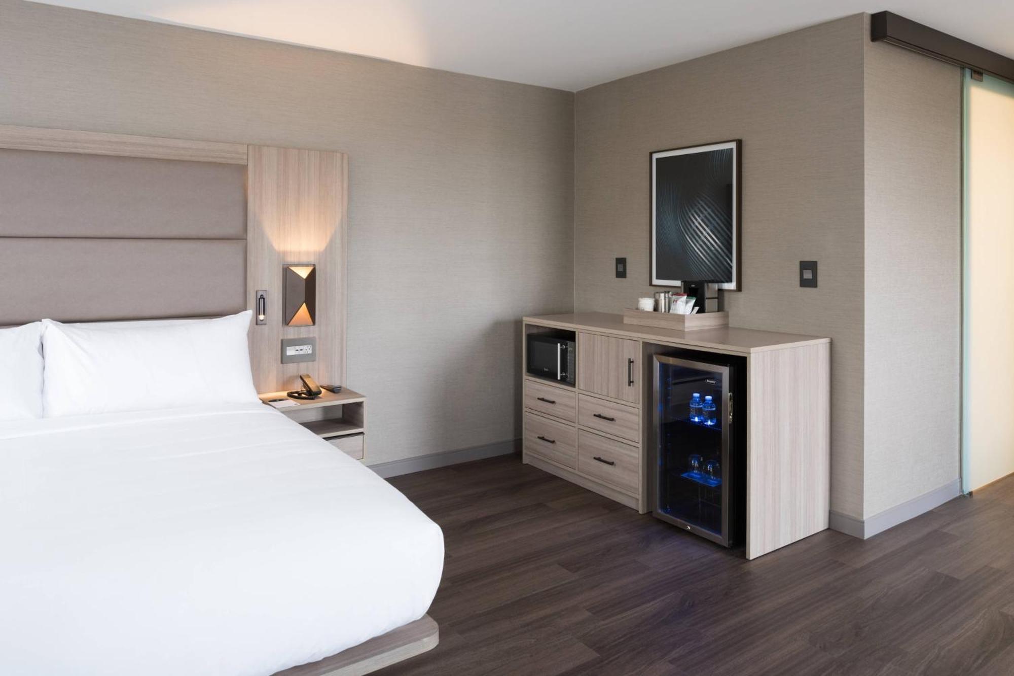 Ac Hotel By Marriott Boston Cleveland Circle Luaran gambar
