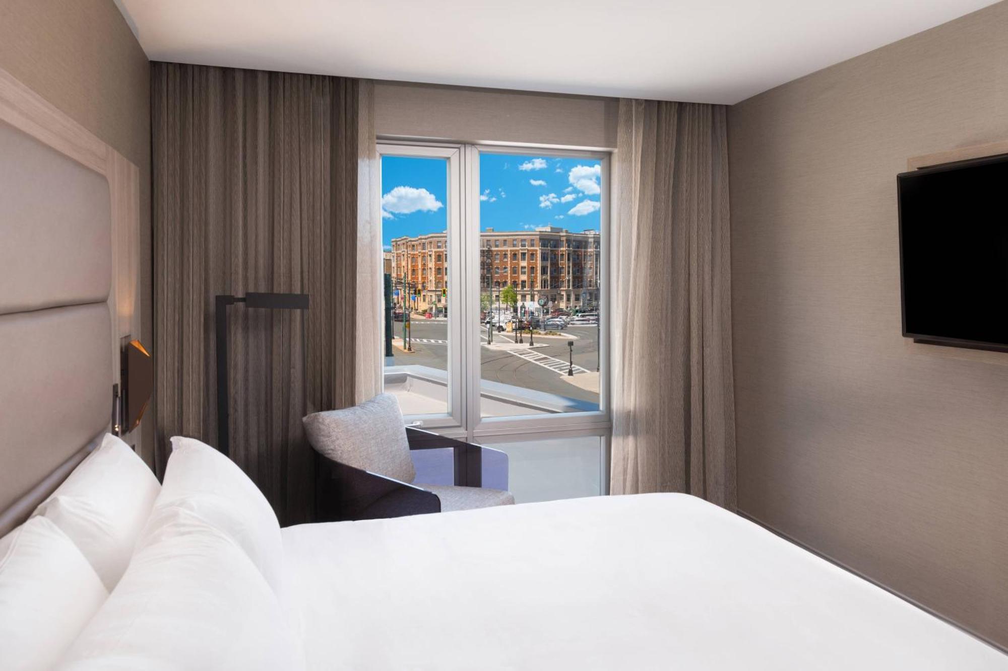 Ac Hotel By Marriott Boston Cleveland Circle Luaran gambar
